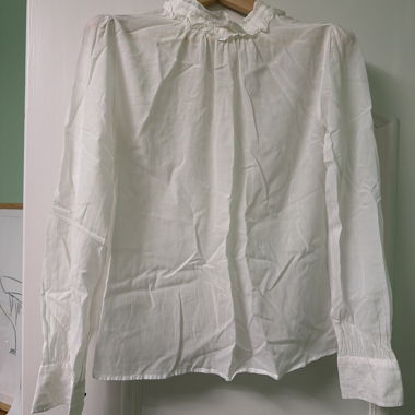 Benetton - Camicetta bianca con colletto con ruches