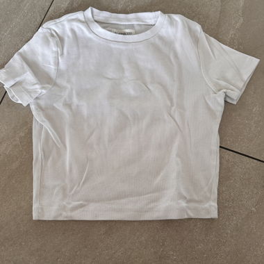White T-shirt by Even&Odd