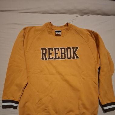 Reebok pull