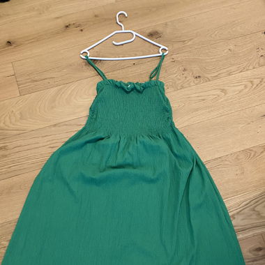 Grünes Sommerkleid 