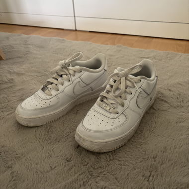 Nike Air Force 1