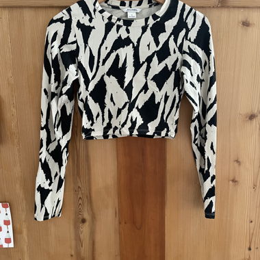 MONKI Crop Top Langarm