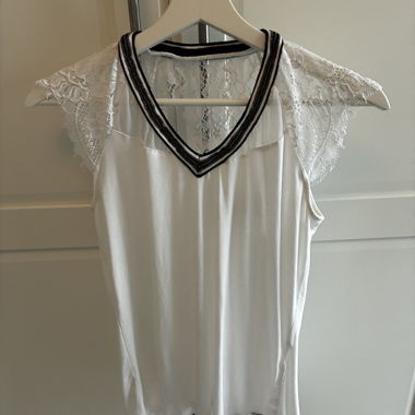Morgan blouse