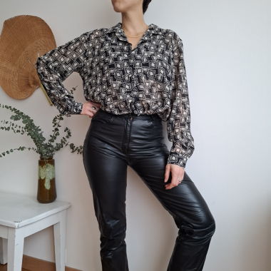 🔳Vintage print blouse