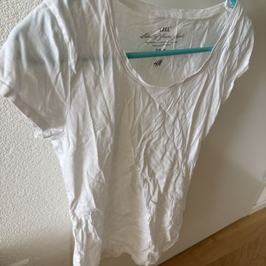 H&M T-Shirt Size M