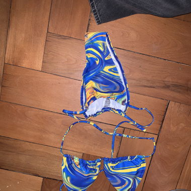 Bikini Triangle