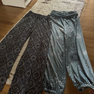 Completo Duo di Pantaloni Hippie Baggy