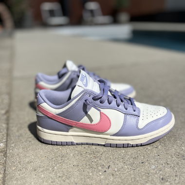 Nike Dunks 