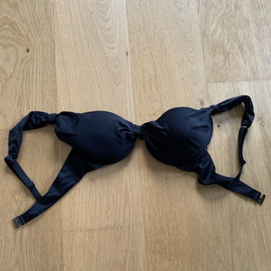 Top bikini nero