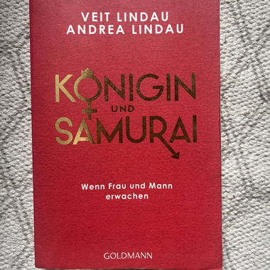 Queen and Samurai Book