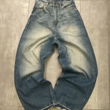 Baggy fit jeans