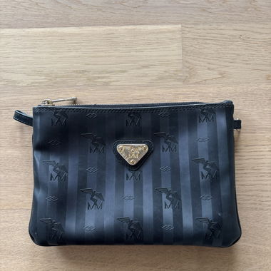 Mollerus Etui
