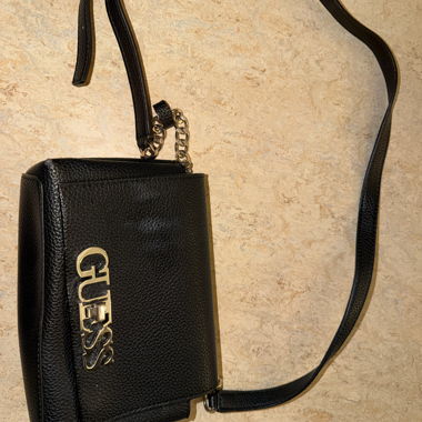 Guess bag