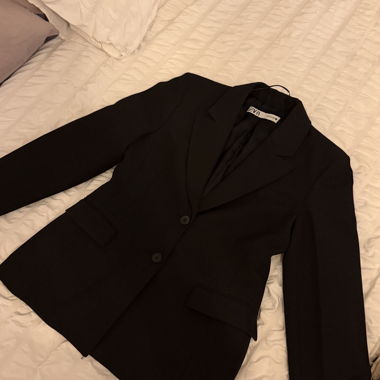 Zara Black Fitted Blazer