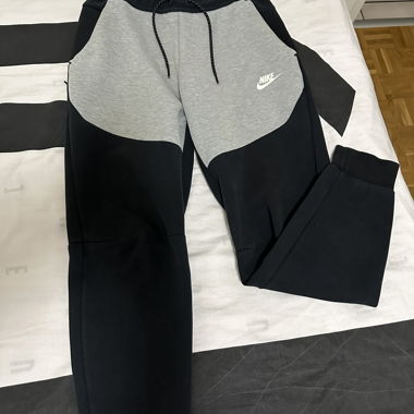 Nike Tech Sporthosen