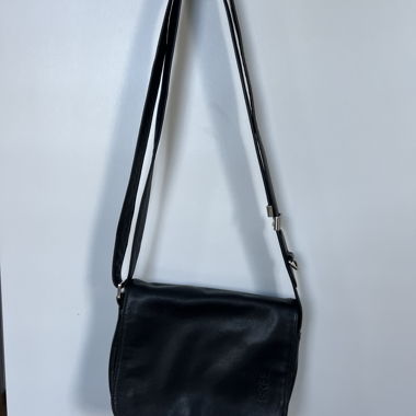 Borsa a tracolla nera in pelle