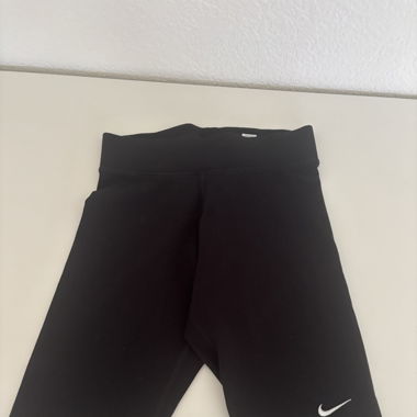 Short cycliste Nike 