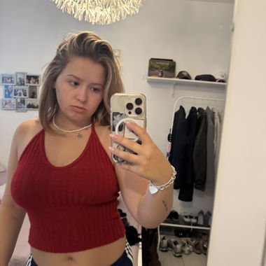 rotes neckholder