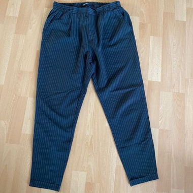 Stoffhose grau weiß gestreift Gr M