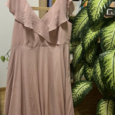 Rosa Brautjungfernkleid