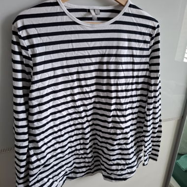 Pulli gestreift