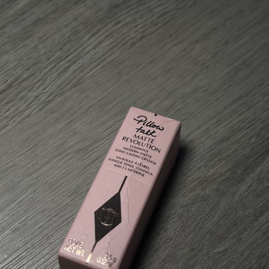 Charlotte Tilbury PILLOW TALK Lipstick