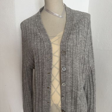 Maglione di lana fatto a mano