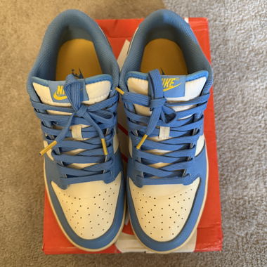 Nike Dunk Low UNC