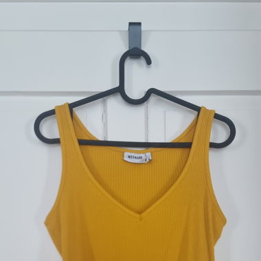 Gelbes Crop Top