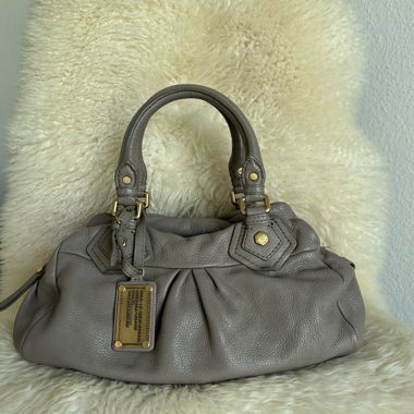 Marc by Marc Jacobs Classic Q Baby Groovee beige clair