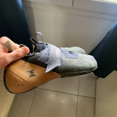 Simond climbing shoes 