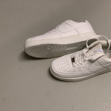 Turnschuhe Gr. 38