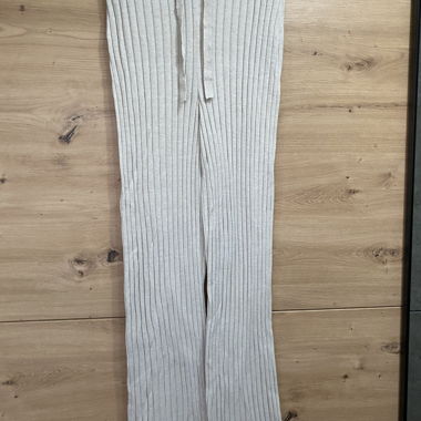 H&M Beige Knit Pants