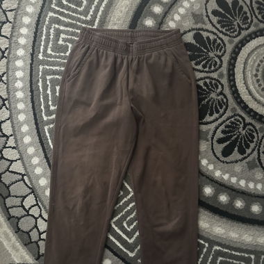 braune jogginghose