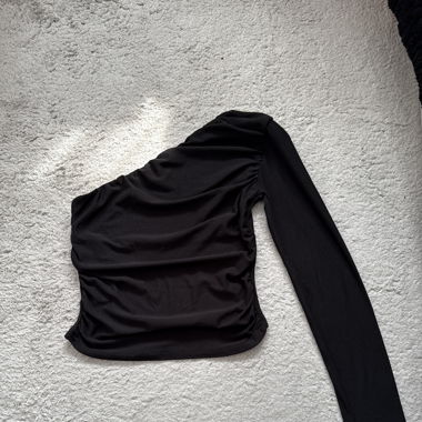 1 Schulter Top