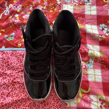 Nike Air Jordan XI "25TH Anniversary" 43