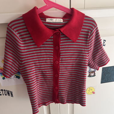 Red cropped polo