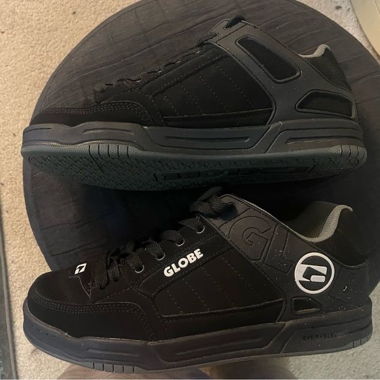 Chaussures de skate Globe noires