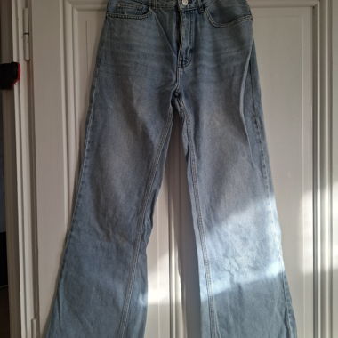 Light Blue Wide-Leg Jeans