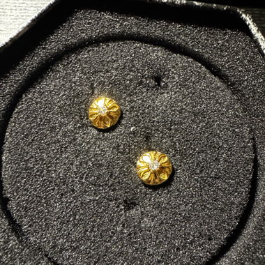 CH Gold Gravierter Ohrring 10MM
