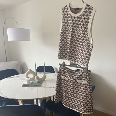 MAJE set