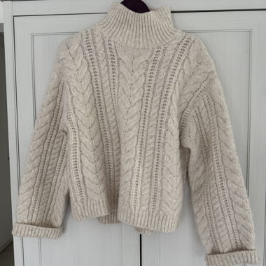 H&M Cable-Knit Sweater – Beige, Size 