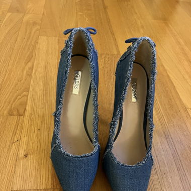 Guess Heels