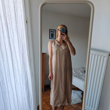 Robe d'été sans manches beige