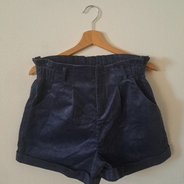 Kurze Hose 