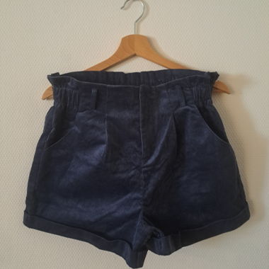 Kurze Hose 