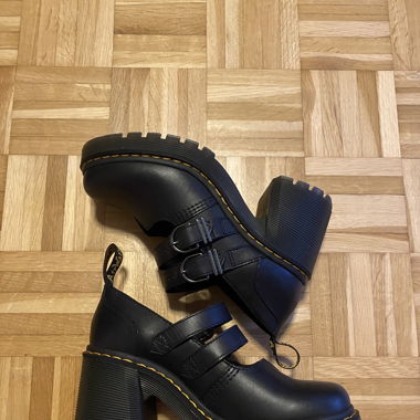 Dr. Martens Eviee Plateaupums