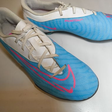 Nike Phantom Football Shoes