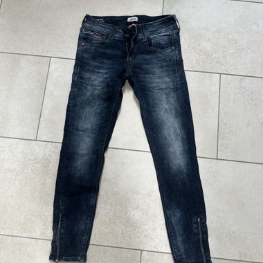 Tommy Hilfiger low rise jeans 25/30