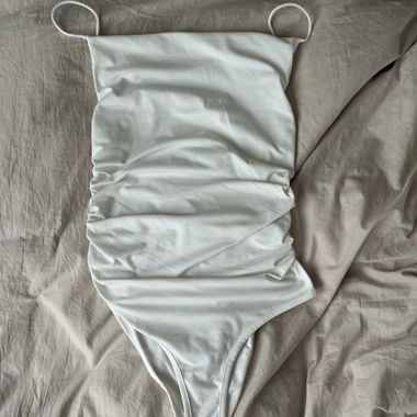 Body bianco arricciato